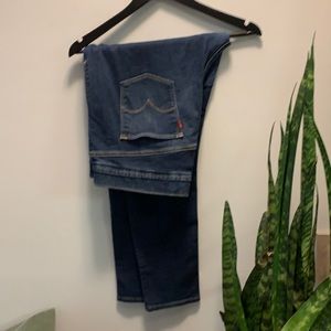 LEVIS plus size Jeggings! Size 20!